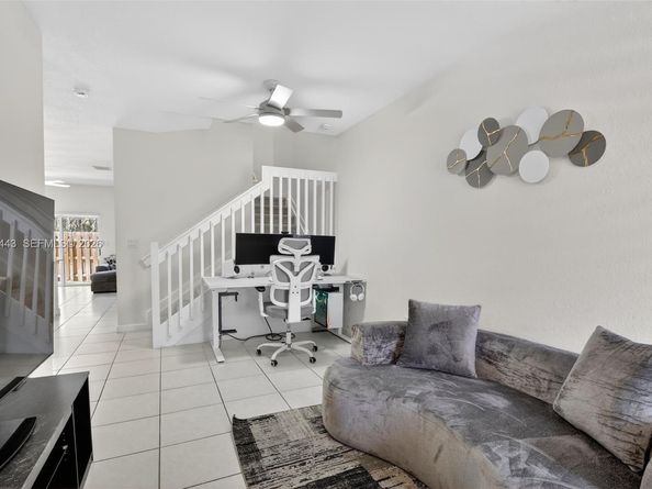 2691 NW 55th Way, Lauderhill FL 33313