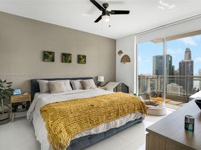 92 SW 3rd St 4312, Miami FL 33130