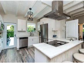 2075 S Hibiscus Dr, North Miami FL 33181