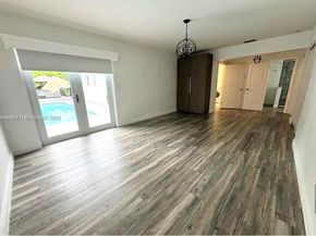 2075 S Hibiscus Dr, North Miami FL 33181