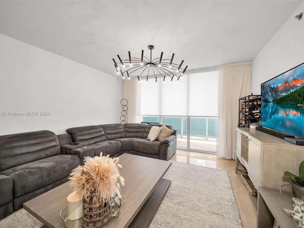 1850 S Ocean Dr 3202, Hallandale Beach FL 33009