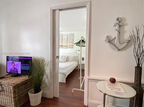335 Ocean Dr 228, Miami Beach FL 33139