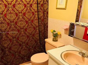 1855 Plunkett St 310, Hollywood FL 33020