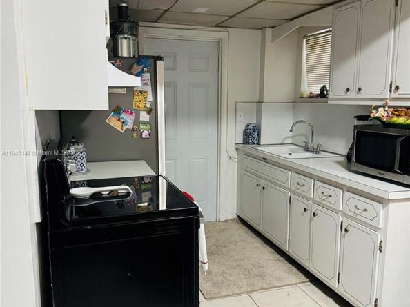 1855 Plunkett St 310, Hollywood FL 33020