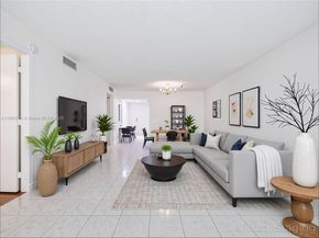 3201 N Course Ln 209, Pompano Beach FL 33069