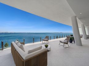 5 Grove Isle Drive M204, Coconut Grove FL 33133