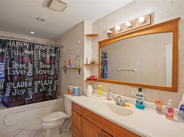 2175 NE 56th St 210, Fort Lauderdale FL 33308