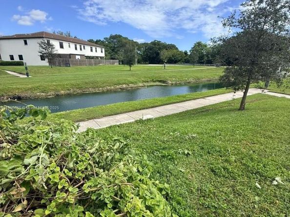 12715 SW 230th Ter, Miami FL 33170