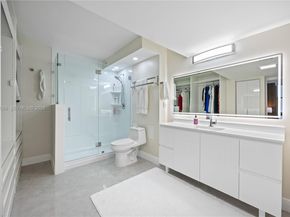 20379 W Country Club Dr 1239, Aventura FL 33180