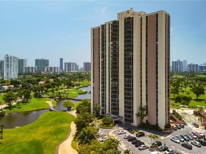 20379 W Country Club Dr 1239, Aventura FL 33180