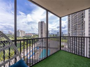 20379 W Country Club Dr 1239, Aventura FL 33180
