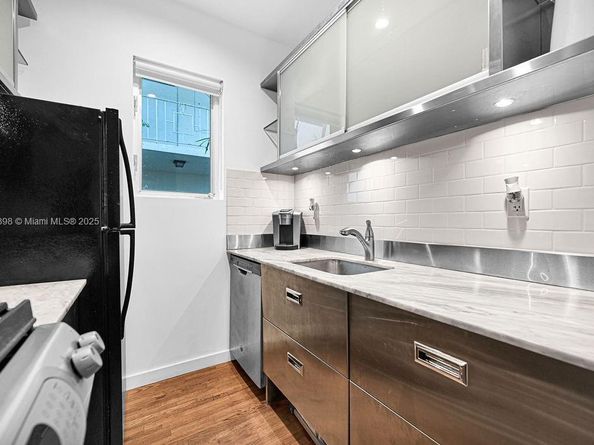 1751 James Ave 102, Miami Beach FL 33139