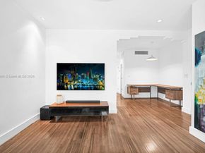 1751 James Ave 102, Miami Beach FL 33139