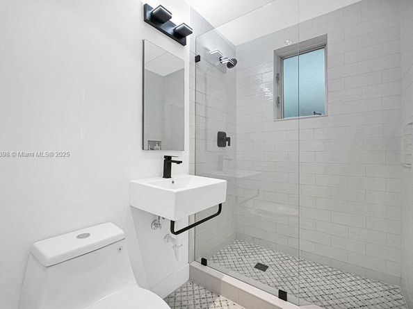 1751 James Ave 102, Miami Beach FL 33139