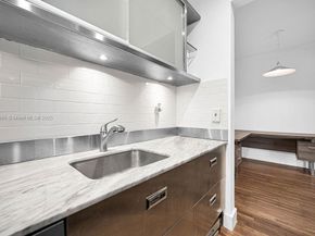 1751 James Ave 102, Miami Beach FL 33139