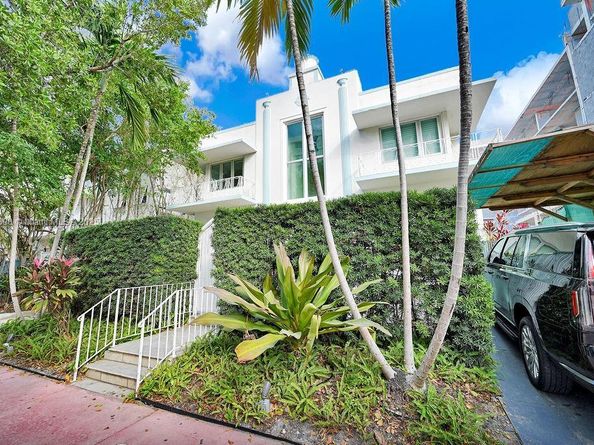 1751 James Ave 102, Miami Beach FL 33139