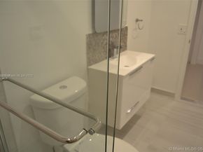 9375 Fontainebleau Blvd L122, Miami FL 33172