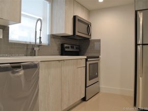 9375 Fontainebleau Blvd L122, Miami FL 33172