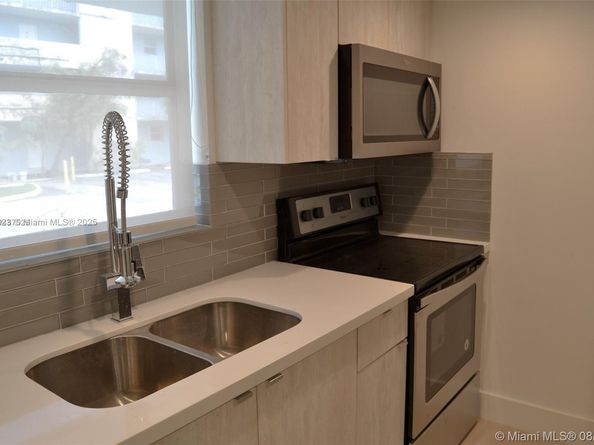 9375 Fontainebleau Blvd L122, Miami FL 33172