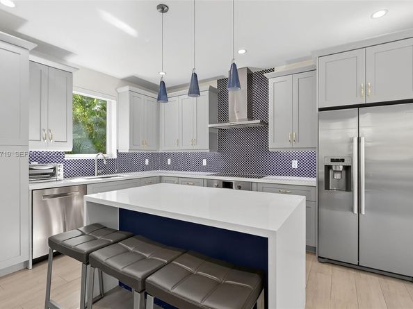 11199 SW 78th Ct, Pinecrest FL 33156