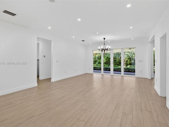 11199 SW 78th Ct, Pinecrest FL 33156