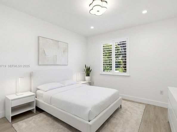 11199 SW 78th Ct, Pinecrest FL 33156