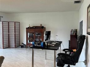 225 Lakeside Cir, Sunrise FL 33326