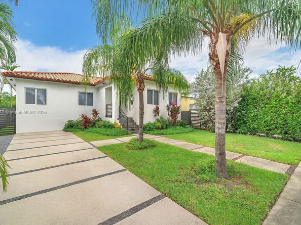 3508 NW 19th Ter, Miami FL 33125