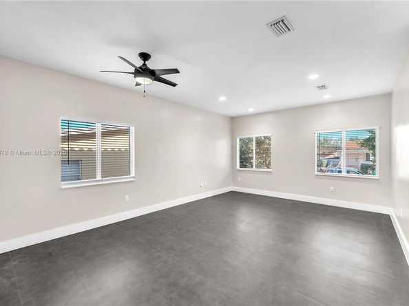 3508 NW 19th Ter, Miami FL 33125