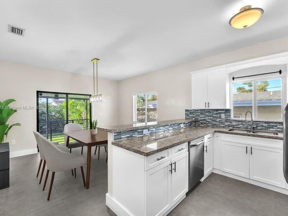 3508 NW 19th Ter, Miami FL 33125