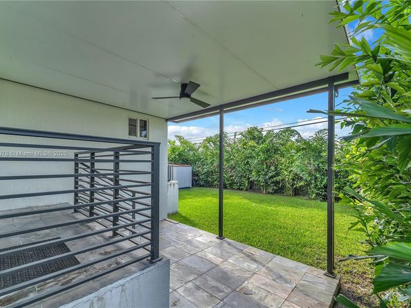 3508 NW 19th Ter, Miami FL 33125