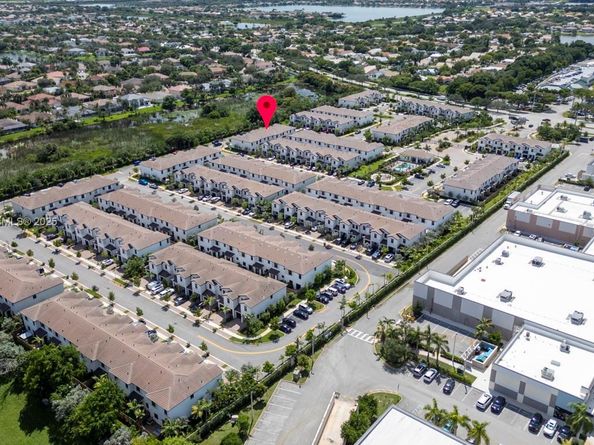 15953 SW 2nd Pl, Pembroke Pines FL 33027