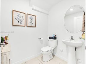 15953 SW 2nd Pl, Pembroke Pines FL 33027
