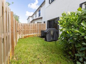 15953 SW 2nd Pl, Pembroke Pines FL 33027