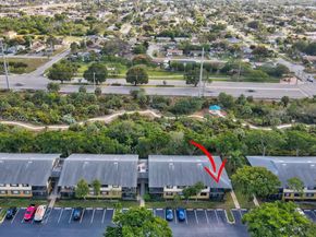 588 Trace Cir 211, Deerfield Beach FL 33441