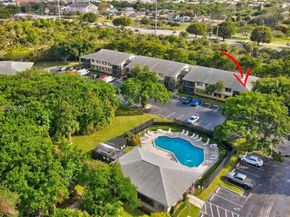 588 Trace Cir 211, Deerfield Beach FL 33441