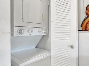 588 Trace Cir 211, Deerfield Beach FL 33441