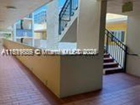 8888 Collins Ave 318, Surfside FL 33154