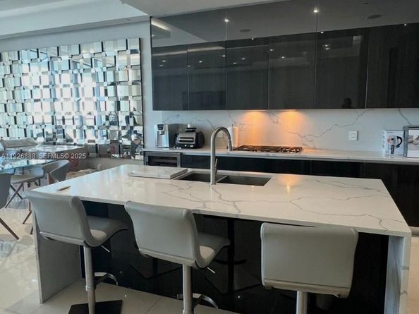 3300 NE 188th St LPH09, Aventura FL 33180