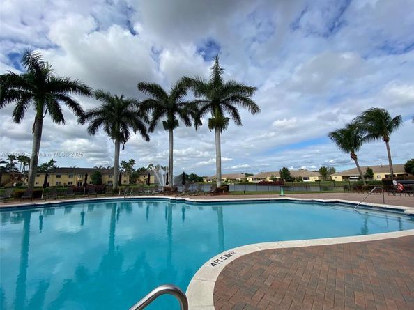 1420 NE 33rd Ave 10615, Homestead FL 33033