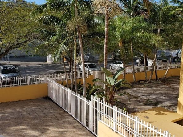 Undisclosed Address #A11757998, North Miami Beach FL 33162