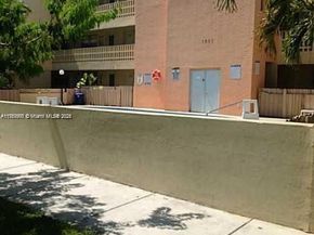 Undisclosed Address #A11757998, North Miami Beach FL 33162
