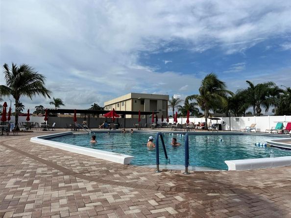 2862 W Crosley Dr C, West Palm Beach FL 33415