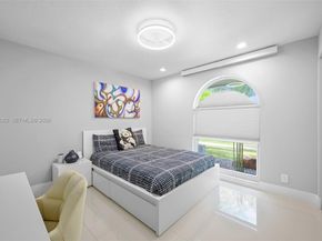 1242 Terrystone Ct, Weston FL 33326