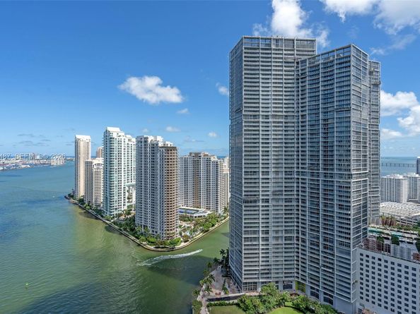 200 Biscayne Boulevard Way 3407, Miami FL 33131