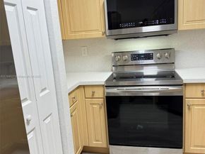 6482 Catalina Ln 6482, Tamarac FL 33321