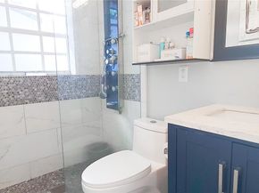 232 NE 160th St, Miami FL 33162