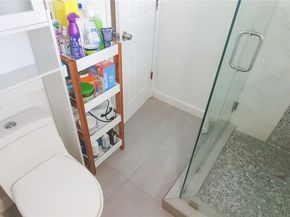 232 NE 160th St, Miami FL 33162