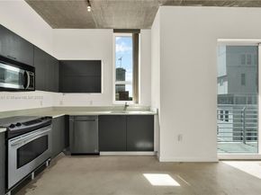 234 NE 3rd St 601, Miami FL 33132