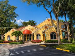 1122 Coral Club Dr 1122, Coral Springs FL 33071